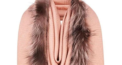 fendi scialle vulva|Fendi are selling a $1300 fur scarf with shoppers saying it looks .